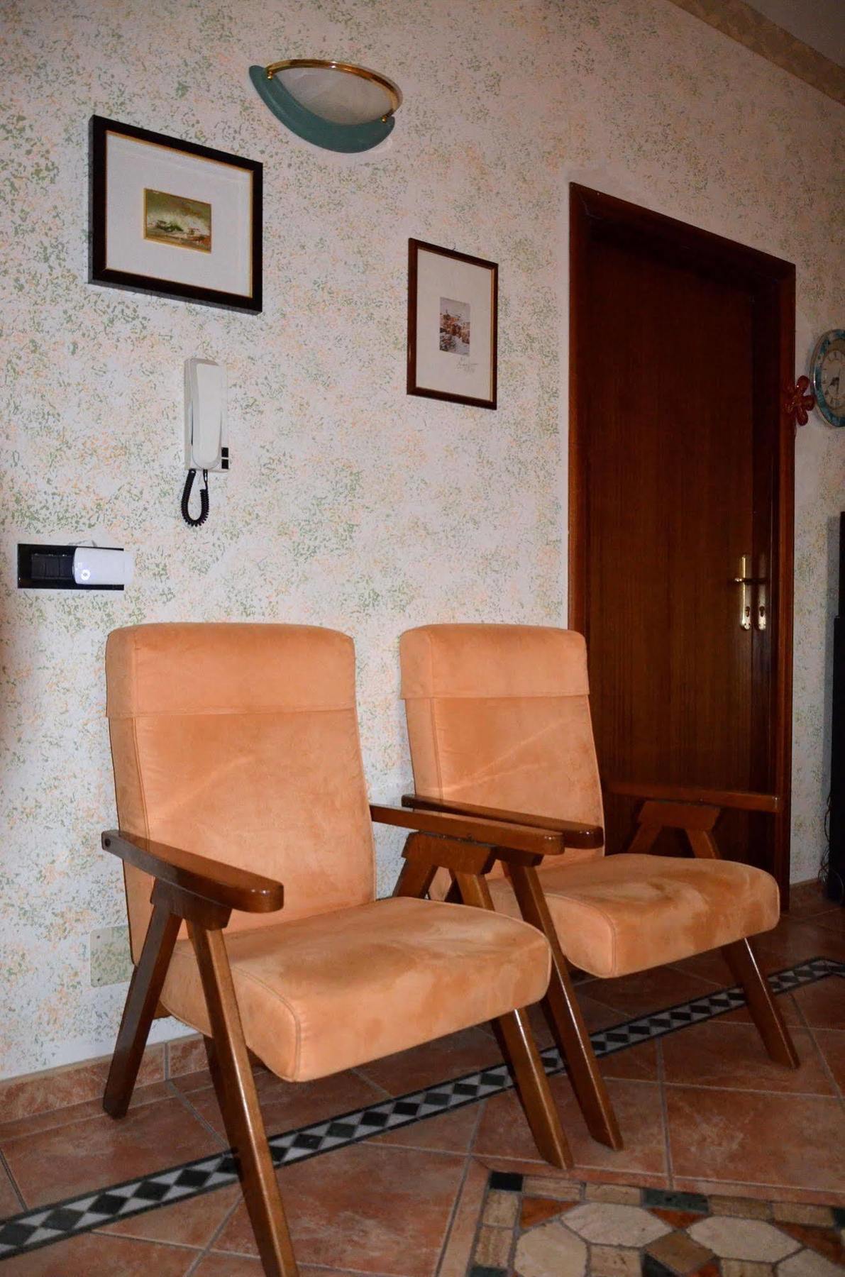 Bed and Breakfast Emily Stroncone Екстер'єр фото